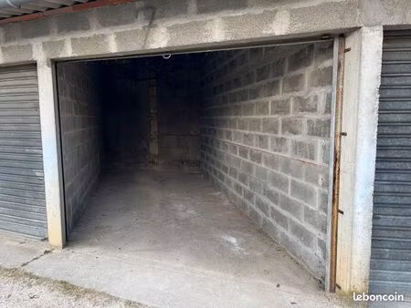 location box garage parking fermé libourne centre