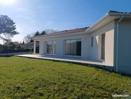 maison récente de 2024