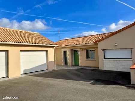 maison 3 chambres + double garage