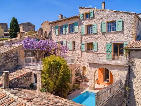 pays de forcalquier  rare maison de village de 367 m2 avec jardin terrasse et piscine