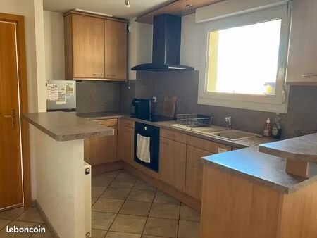 à louer - appartement 2 pièces meublé | 45 5 m² | terrasse | garage + place privée
