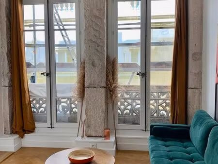 location appartement meublé – lyon 1er