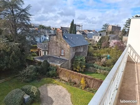 t2  calme  quartier prisé  balcon et parking