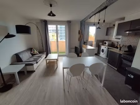 appartement t4 meublé aux arènes