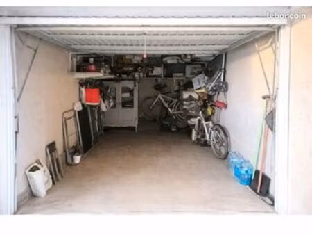 location garage sécurisé près de l hérault