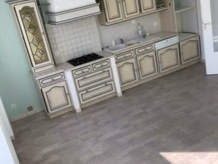 maison 4 pièces 90 m² à 20min de saint etienne