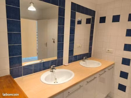 gaillac : spacieux duplex t4 de 99 m² avec terrasse et climatisation – particulier