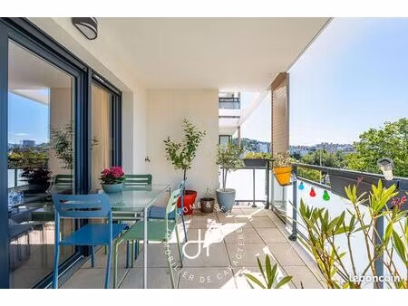 appartement 3 pièces 61 m²
