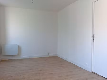 appartement 2 pièces rdc