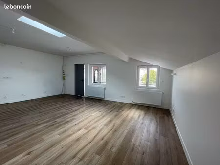 part loue t2 55 m²