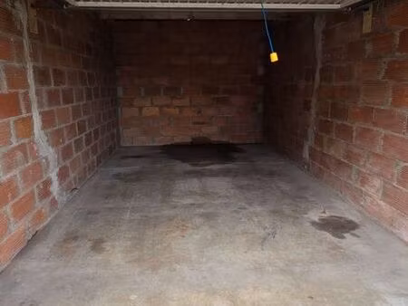garage à louer