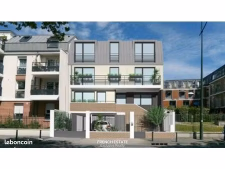 terrain 15 pièces 289 m²