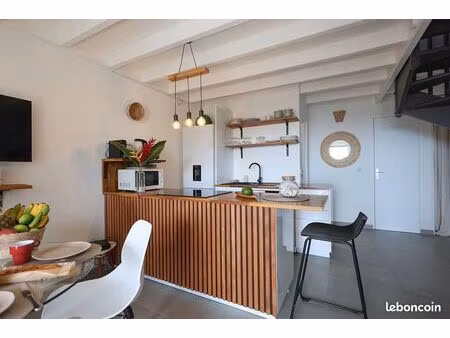 duplex vue mer -le gosier