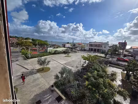 local commercial 70 m²