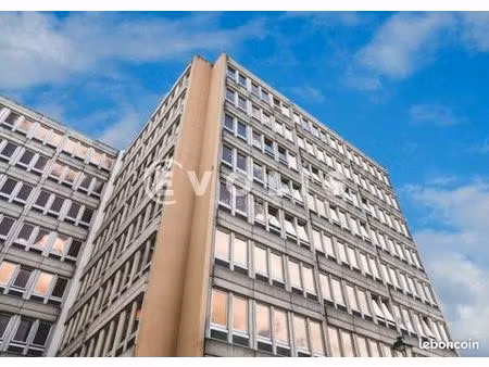 bureaux 58 m²