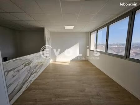 bureaux 278 m²