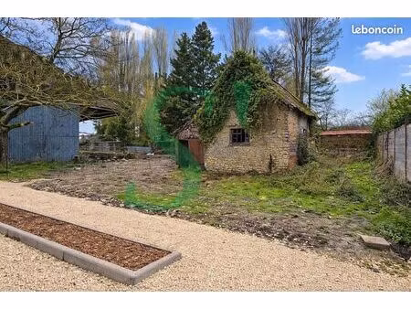 grange 1 pièce 60 m²