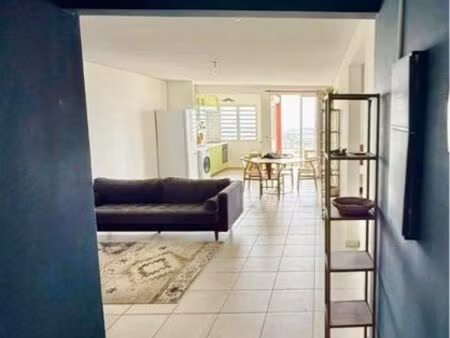 t3 meublé 85m²