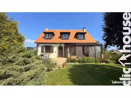 maison 6 pièces 145 m²