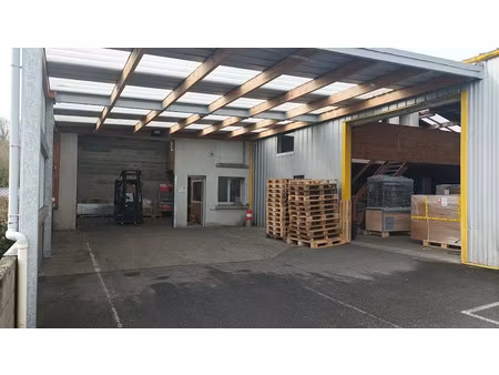 location locaux professionnels 225 m² à ergué-gabéric (29500)  1 350 €