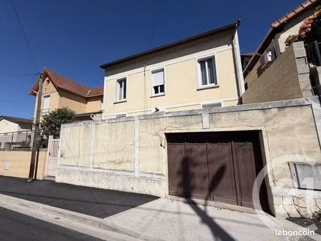maison 6 pièces 115 m²