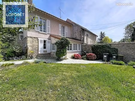 maison 6 pièces 143 m²