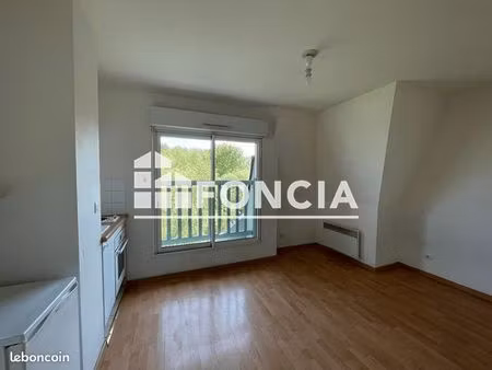 studio 1 pièce 25 m²