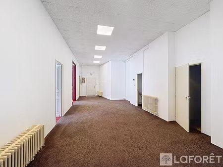 location locaux professionnels 176 m² à beziers (34500)  1 100 €