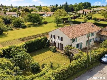 maison 9 pièces 270 m²