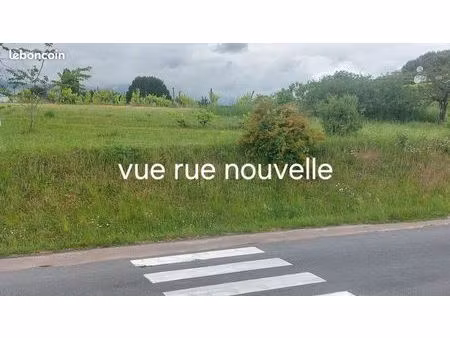 terrain de 889 m2 a fleac 16730