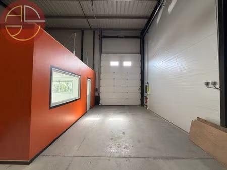 location locaux professionnels 1 pièce 255 m² à plaisance-du-touch (31830)  2 050 €
