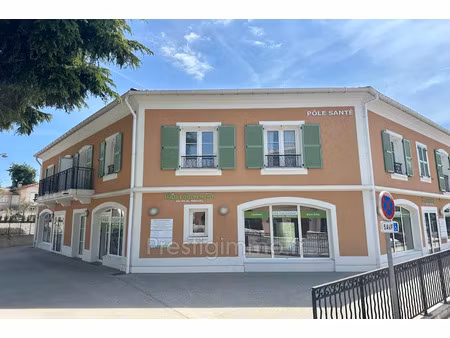 location locaux professionnels 0 pièces 35 m² à roquefort-les-pins (06330)  1 400 €