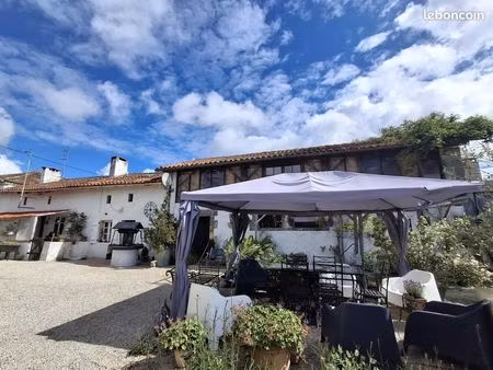 maison 7 pièces 160 m²