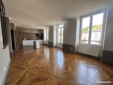 maison 78 m² massiac