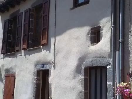 maison comprenant deux appartements indépendants