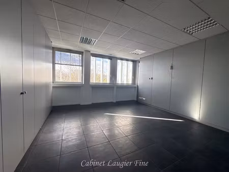 location locaux professionnels 0 pièces 306 m² à marseille 8ème (13008)  7 740 €