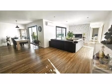 maison de 4 pièces de luxe en vente à aigrefeuille-d'aunis  nouvelle-aquitaine