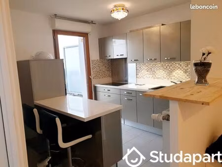 chambre 1 pièce 14 m²