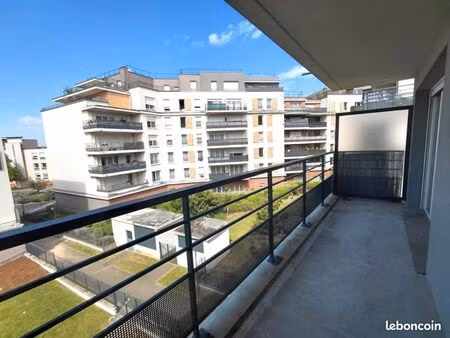 appartement 3 pièces 64 m²