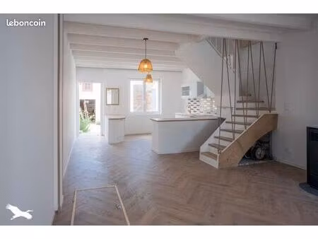 maison de ville 3 pièces 80 m²