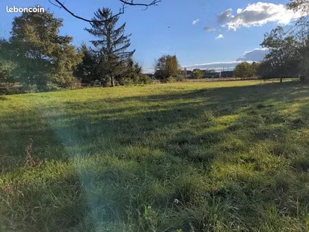 terrain 2 859 m² vorly