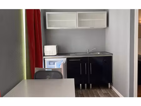 location appartement  19.51 m² t-2 à landivisiau  342 €