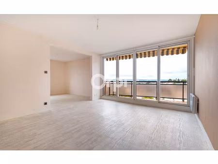 location appartement  84 m² t-3 à limoges  880 €