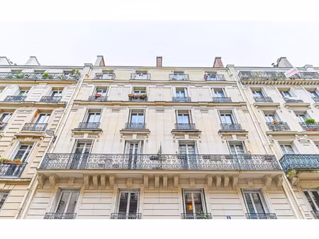 appartement paris 10 36 m² t-2 à vendre  330 000 €