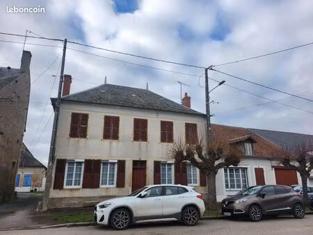 maison 6 pièces 218 m²