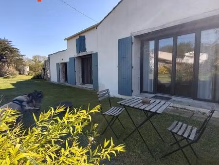 maison 3 pièces 158 m²