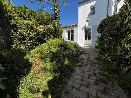 maison 2 pièces 46 m²