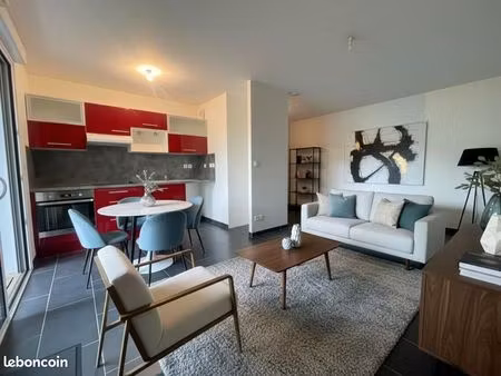 appartement 3 pièces 63 m²