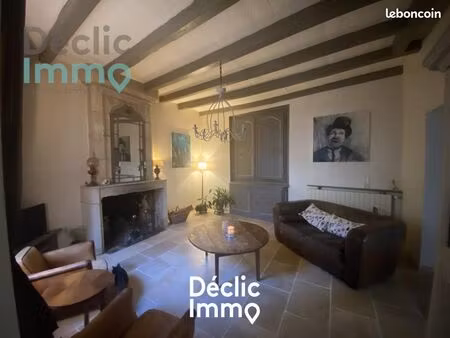 maison 8 pièces 250 m²