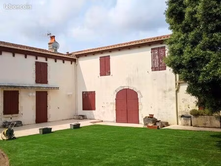 ferme 11 pièces 255 m²